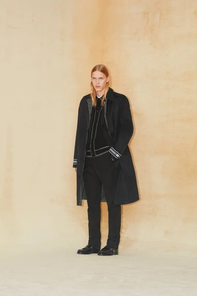 Look 37